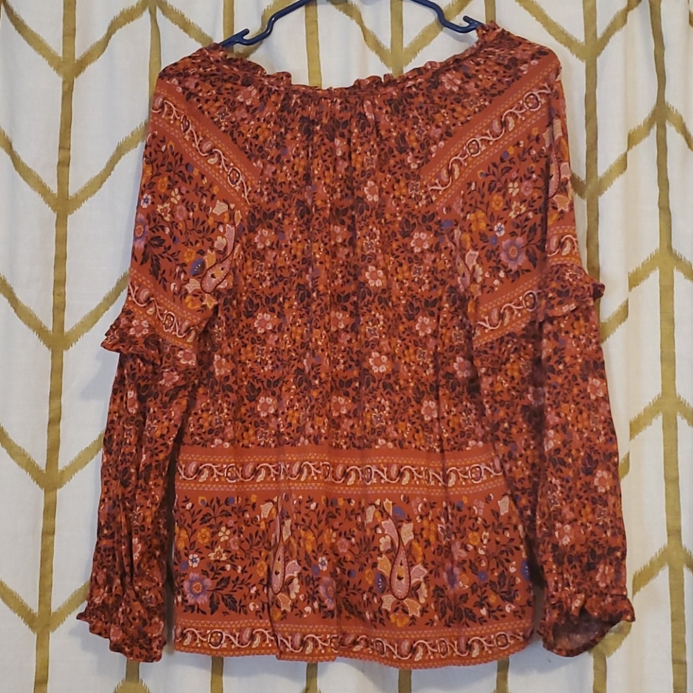 American Eagle Ruffled Blouse - Picture 4 of 4